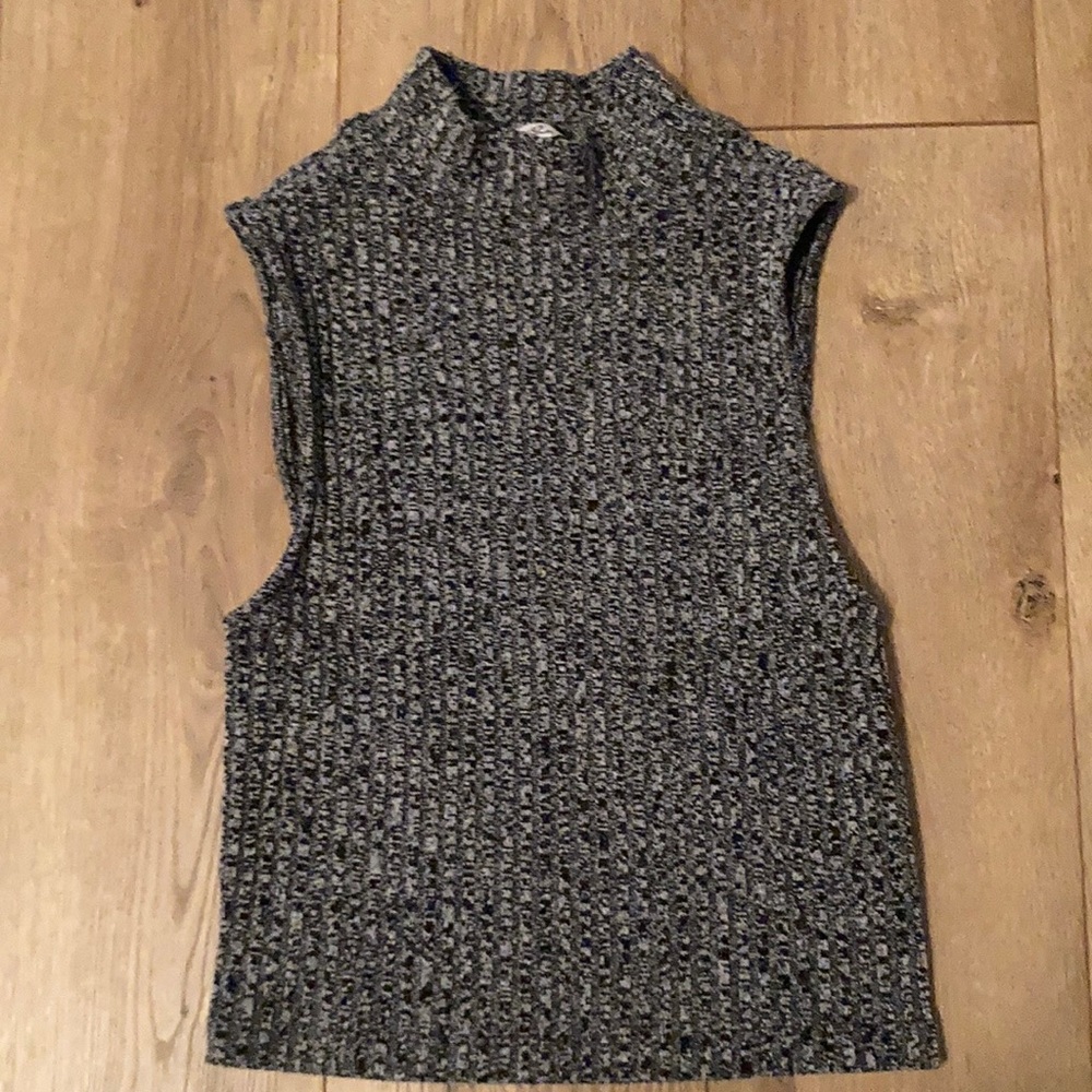 express sleeveless top